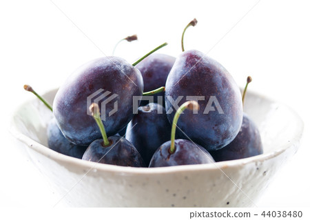 Raw Prunes Raw Prunes 44038480
