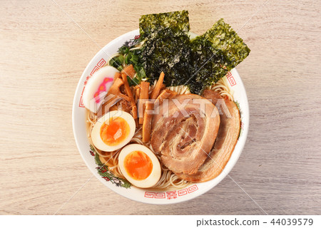 Soy sauce ramen Soy sauce ramen 44039579