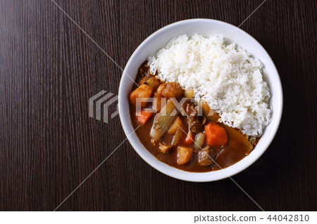 Curry rice, salmon 44042810