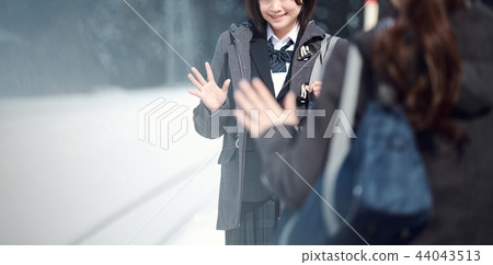 高中女孩在多雪的國家 44043513