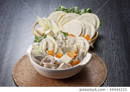Cracker broth 44044233