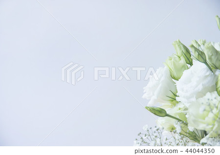 Turquoise bouquet 44044350