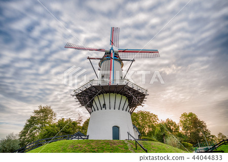 Widmill in Deil Widmill in Deil 44044833