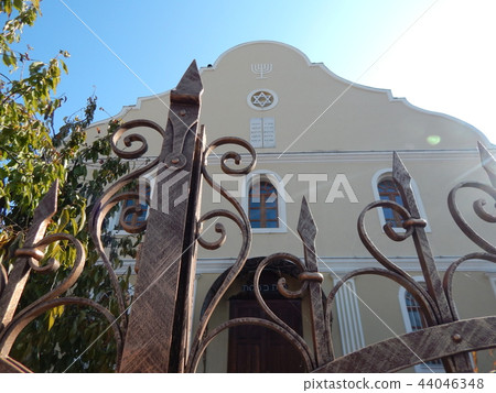 Synagogue, interior and religious objects 44046348