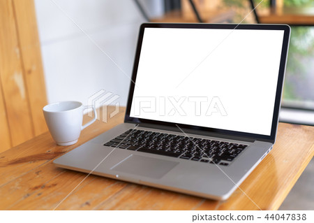 mock up Using laptop with blank screen computer mock up Using laptop with blank screen computer 44047838