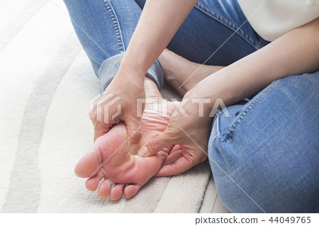 Foot care self massage 44049765