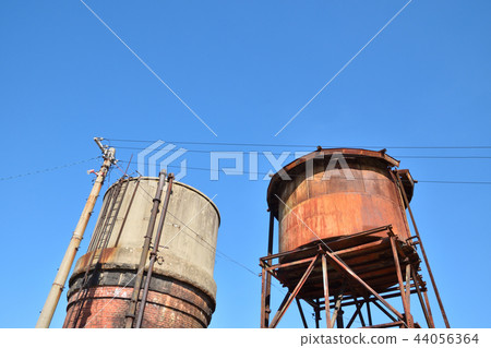 Old water tower 44056364