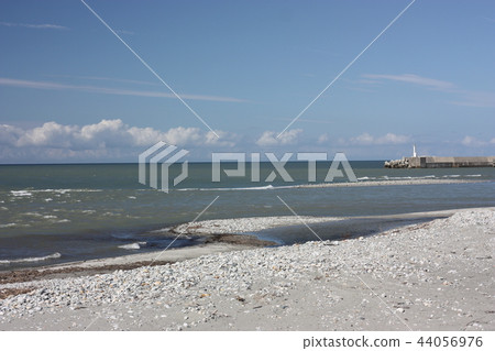 Kurobe River Estuary Kurobe City, Toyama Prefecture September Kurobe River Estuary Kurobe City, Toyama Prefecture September 44056976