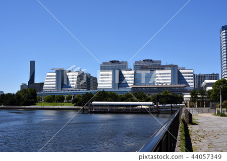 Tokyo Fashion Town Building in Odaiba 44057349