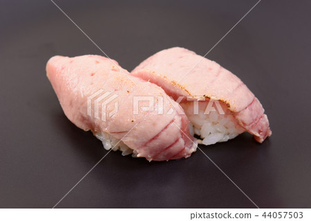 Noodle bowl of Toro during delicious roasting 44057503