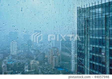 Rain drops on window Rain drops on window 44057946