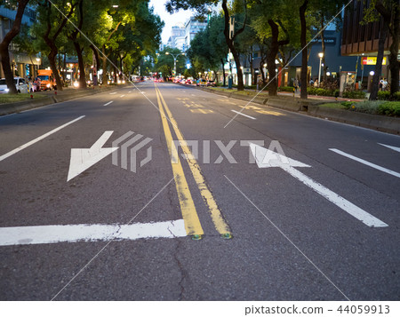 Taipei Street View 44059913