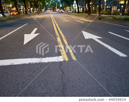 Taipei Street View 44059914