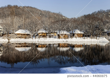 Thatched house Thatched house 44060875