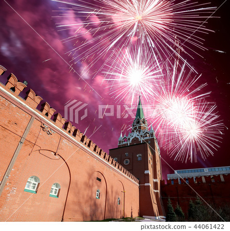 Fireworks over the Moscow Kremlin, Russia 44061422