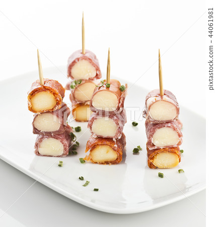 Gourmet Meat And Salami Rolls With Cheese 44061981