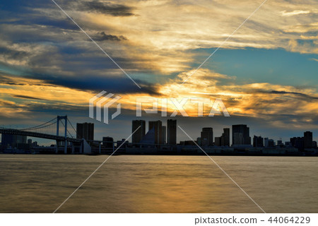 彩虹橋和東京灣的日落美景, 彩虹橋和東京灣的日落美景, 44064229