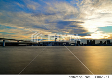 彩虹橋和東京灣的日落美景, 彩虹橋和東京灣的日落美景, 44064231