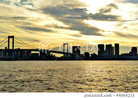 彩虹橋和東京灣的日落美景， 44064233