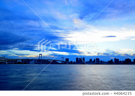 彩虹橋和東京灣的日落美景， 44064235