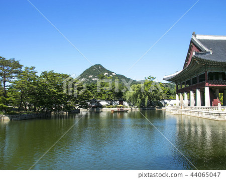 Gyeongbokgung Gyeongbokgung 44065047