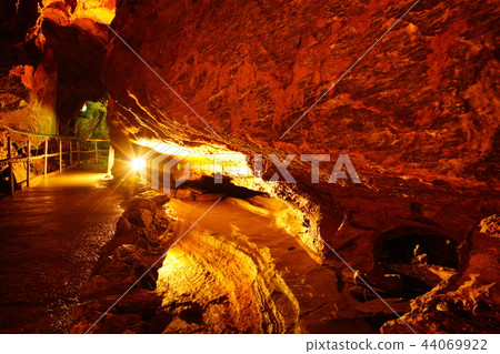 Ryugaiwa-do (Shizuoka Prefecture) 44069922