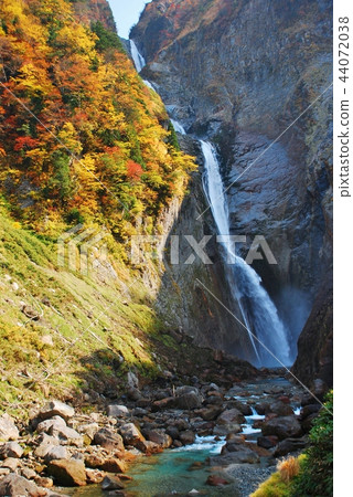 Grand Autumn Shimenaki Tateyama 44072038