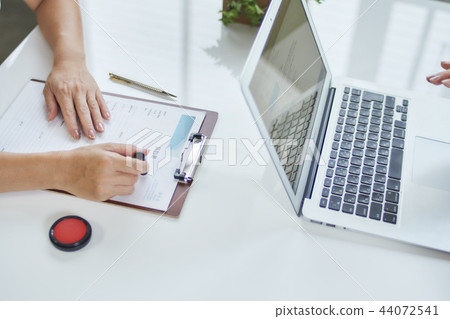 商業場景合同 44072541