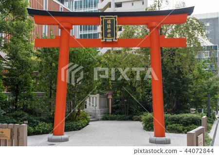 Fukutoku Shrine Torii 44072844