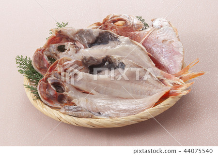 Dried kimono sea bream 44075540