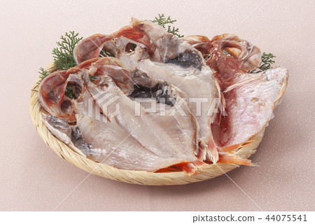 Dried kimono sea bream 44075541