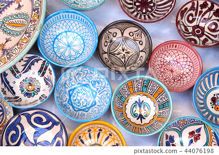 Moroccan dishes 44076198
