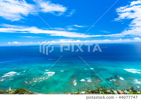 "Hawaii" Ocean headland seen from the summit of Diamond Head 44077747