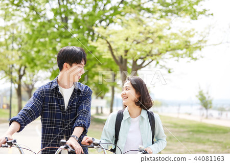戀人,朋友,公園,麗水市 戀人,朋友,公園,麗水市 44081163