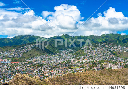 "Hawaii" View of Diamond Head Peak "Hawaii" View of Diamond Head Peak 44081298