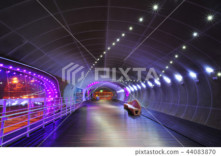 跳線，j-bug 44083870