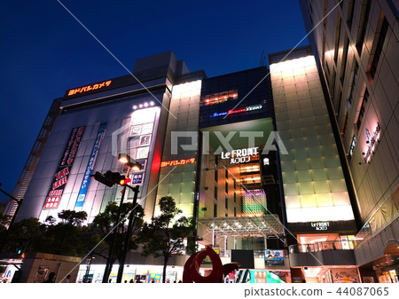 Kawasaki cityscape in Japan View the cityscape in front of Kawasaki station (night view) Kawasaki cityscape in Japan View the cityscape in front of Kawasaki station (night view) 44087065