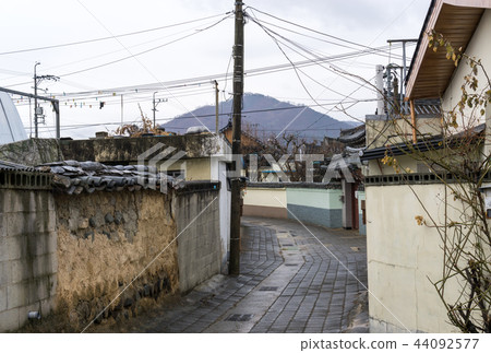hwangridan street alleyway hwangridan street alleyway 44092577