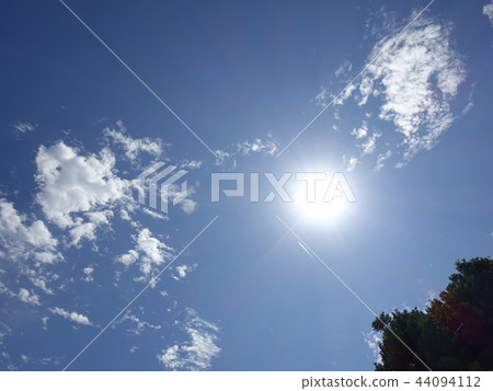 清新的天空 清新的天空 44094112