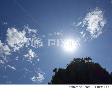 清新的天空 清新的天空 44094113