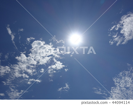 清新的天空 清新的天空 44094114