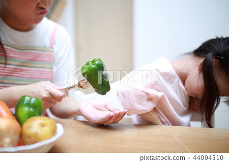 不喜歡它（育兒，育兒，食品教育，辣椒，辣椒，蔬菜，蔬菜食品，食品，食品，NG） 44094510