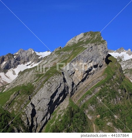 Landscape on the way from Seealp to Meglisalp. Landscape on the way from Seealp to Meglisalp. 44107864