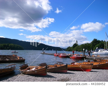 Lake District Lake District 44108452