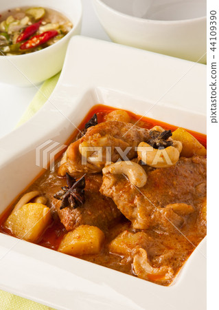 Thai Chicken curry. 44109390