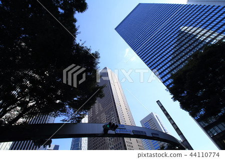 新宿警察局倒置十字路口 新宿警察局倒置十字路口 44110774
