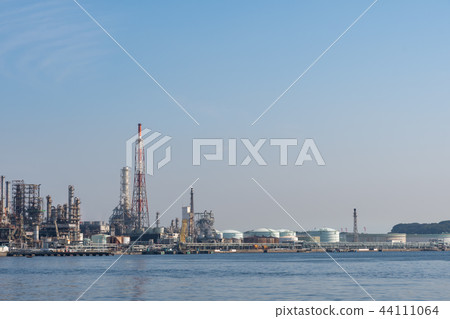Petrochemical complex Petrochemical complex 44111064