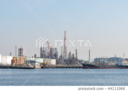 Petrochemical complex 44111068