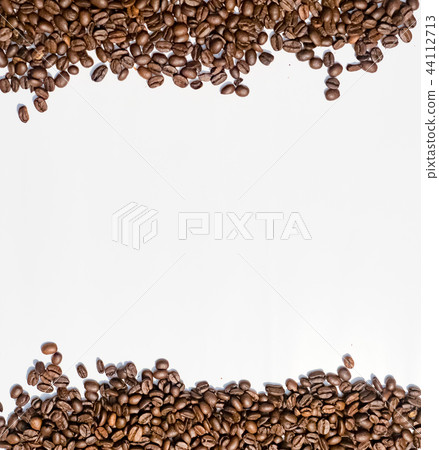 Coffee bean background 44112713