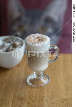 coffee latte with cinnamon at cafe place wooden coffee latte with cinnamon at cafe place wooden 44115001